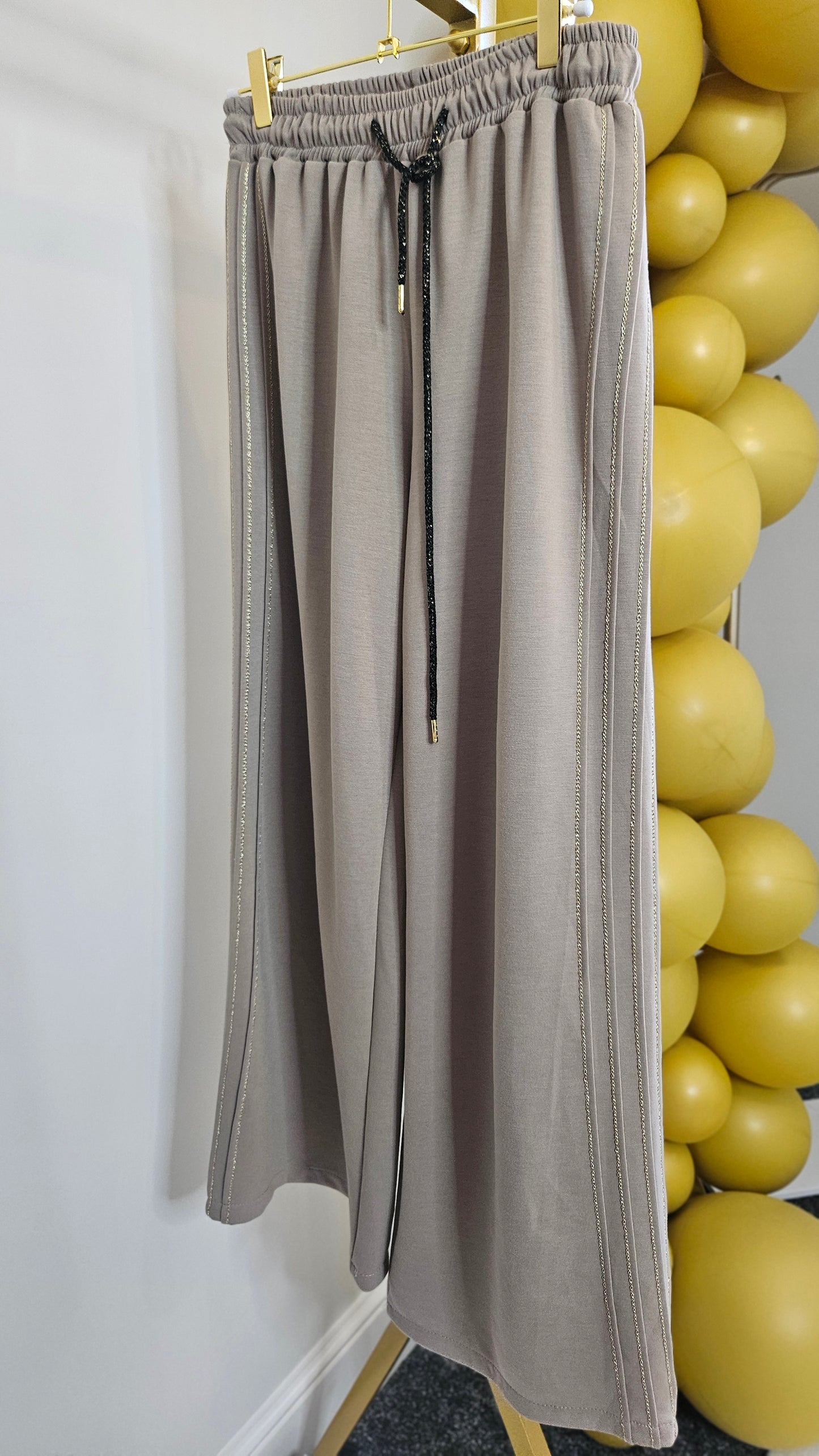 Sassy Metallic Wide Leg Pants - (Beige) - One Size