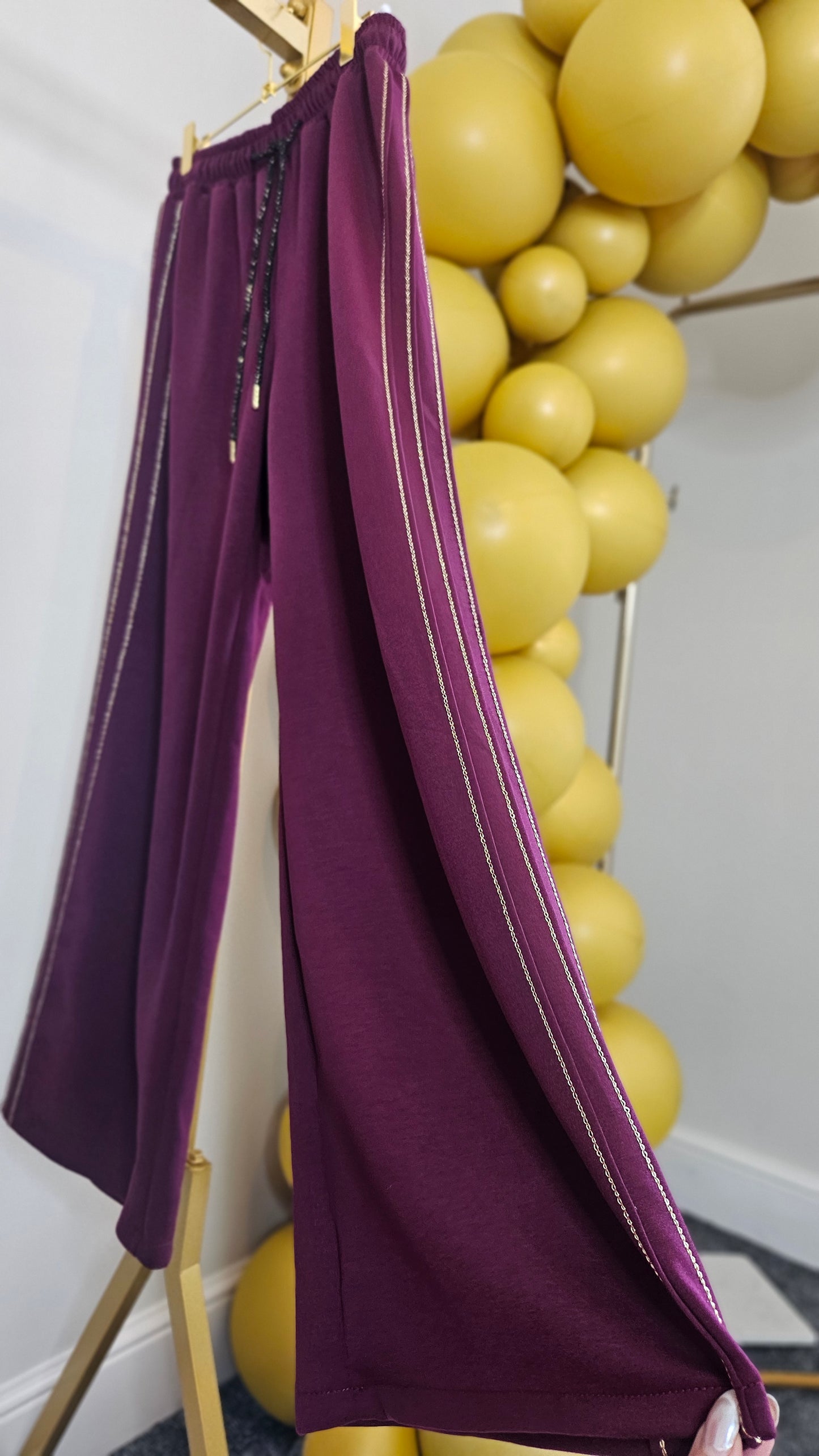 Sassy Metallic Wide Leg Pants - (Wine) - One Size